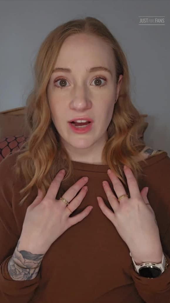 Fiona Dagger - Losing Your Virginity To Mommy