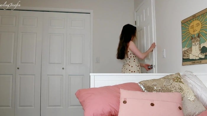 Darlingjosefin - Mommy Swallows Sperm (720p) 1